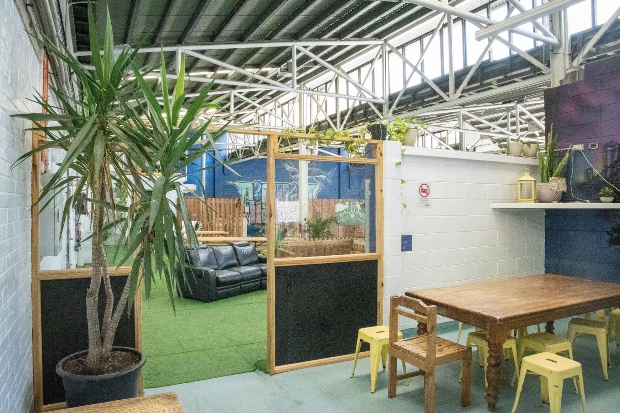 Habitat Backpackers Brisbane Exterior foto